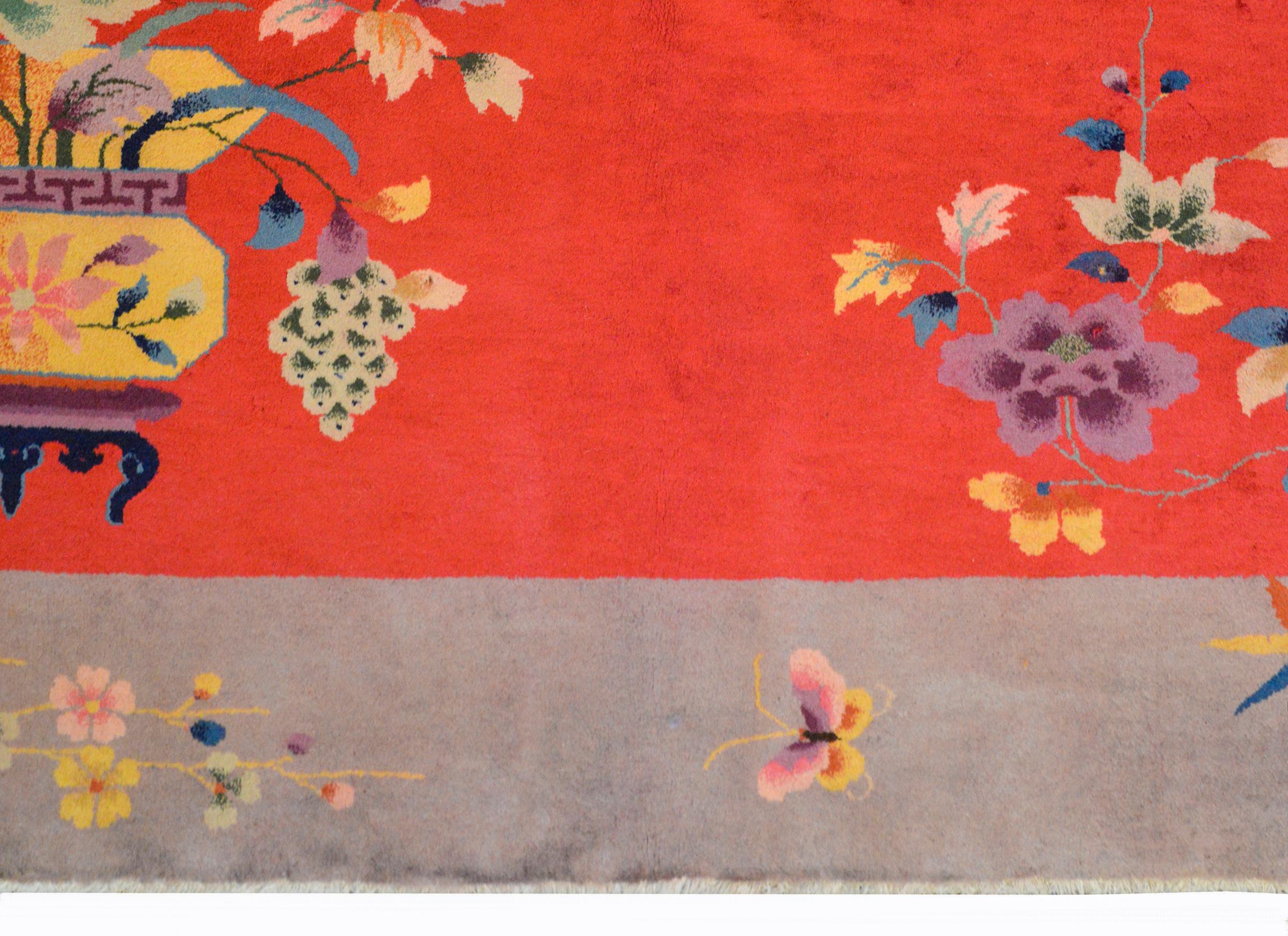 Wunderschöner chinesischer Art-Déco-Teppich aus dem frühen 20. Jahrhundert (Frühes 20. Jahrhundert) im Angebot