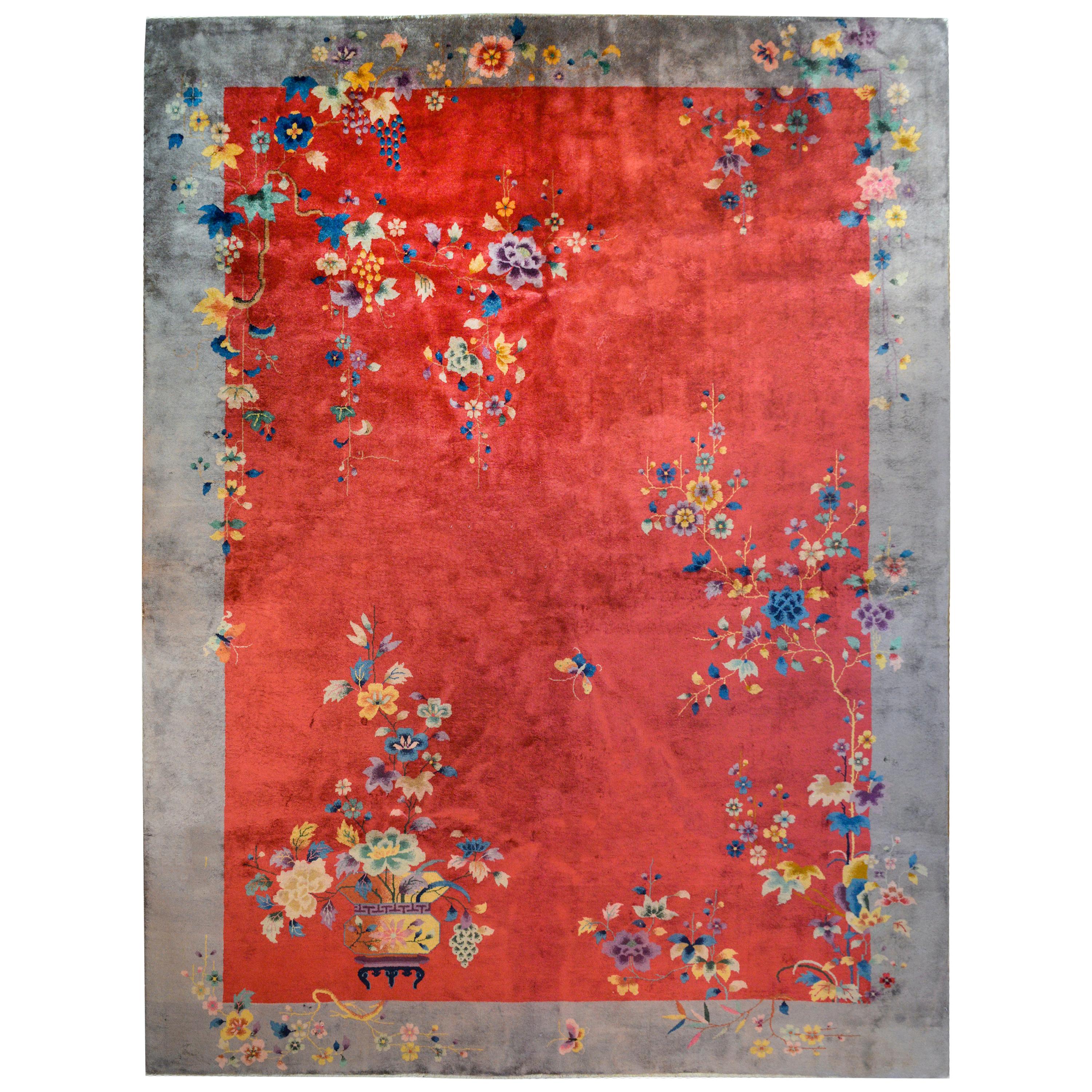 Wunderschöner chinesischer Art-Déco-Teppich aus dem frühen 20. Jahrhundert im Angebot