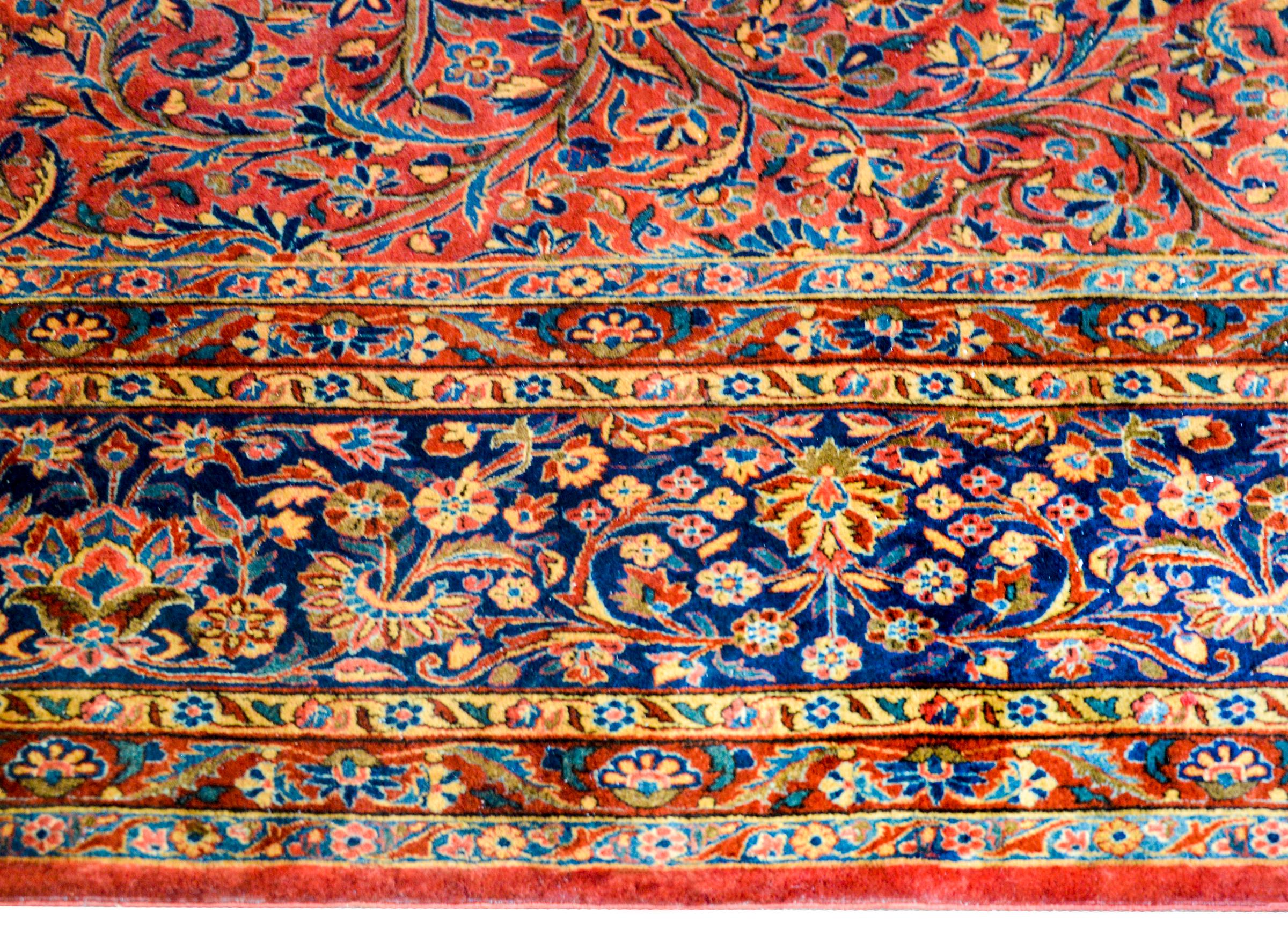 Gorgeous Early 20th Century Kashan Rug In Good Condition For Sale In Chicago, IL