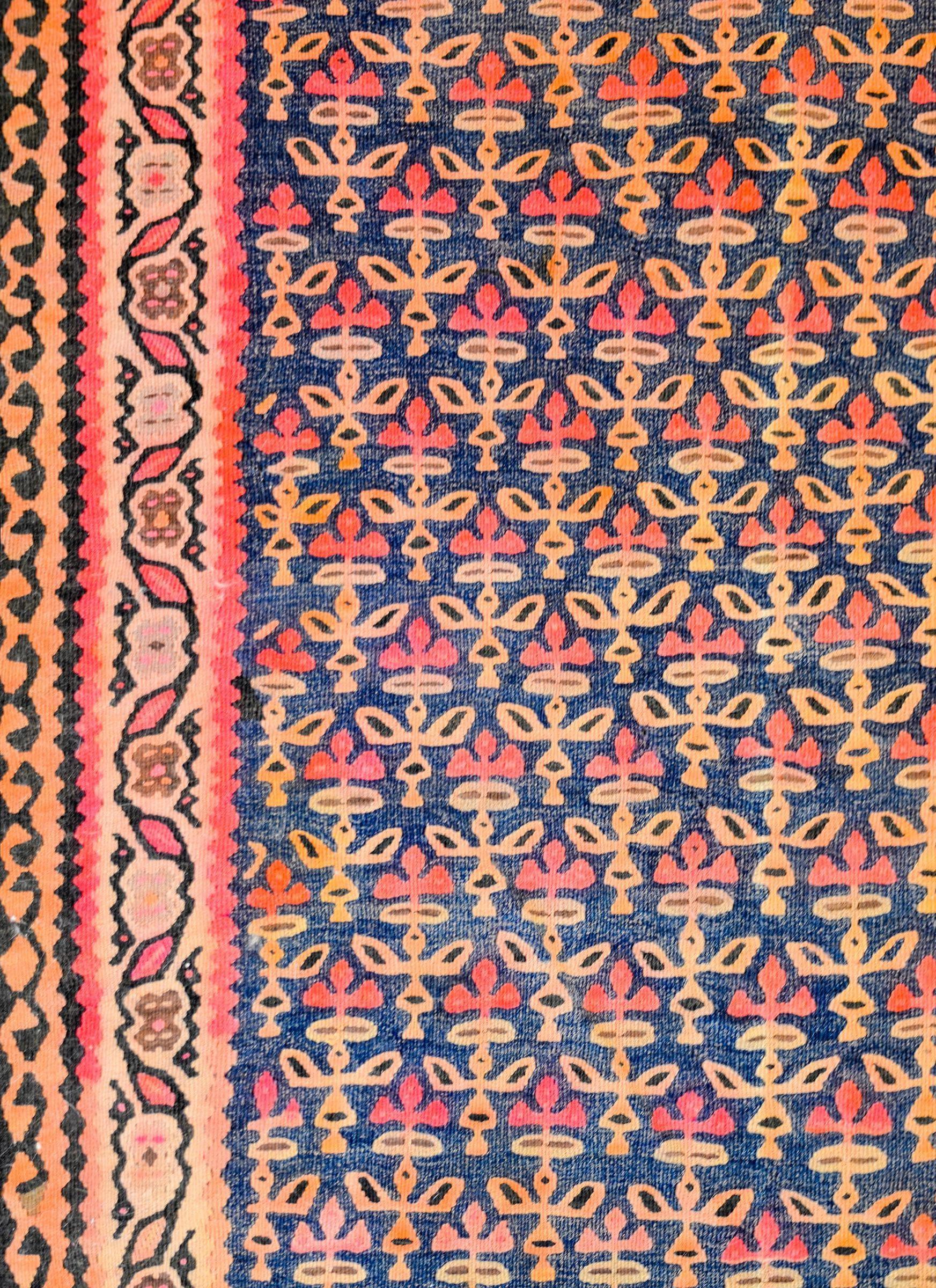 Gorgeous Early 20th Century Kurdish Kilim Rug In Good Condition For Sale In Chicago, IL
