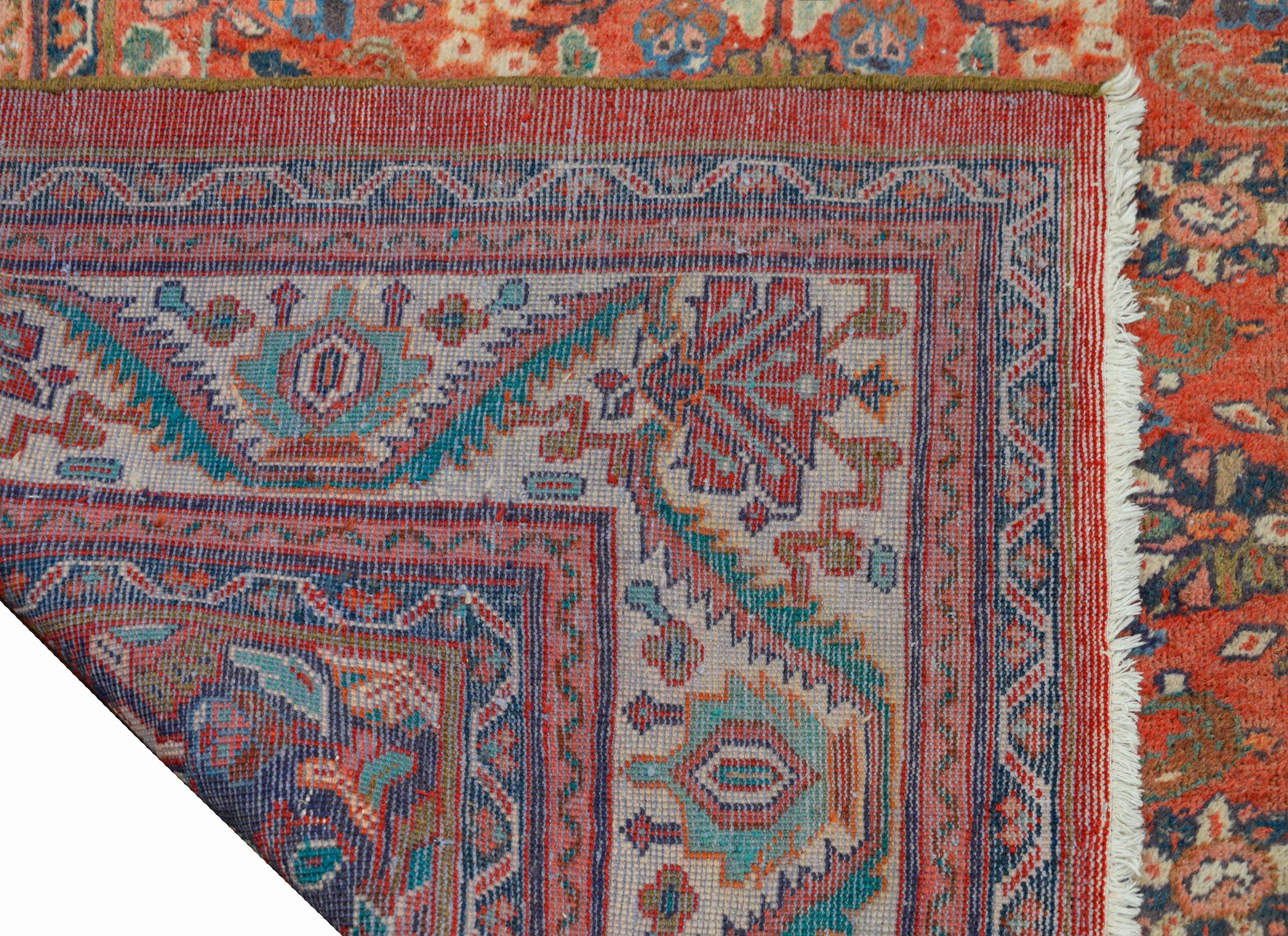 Gorgeous Early 20th Century Mahal Rug 2