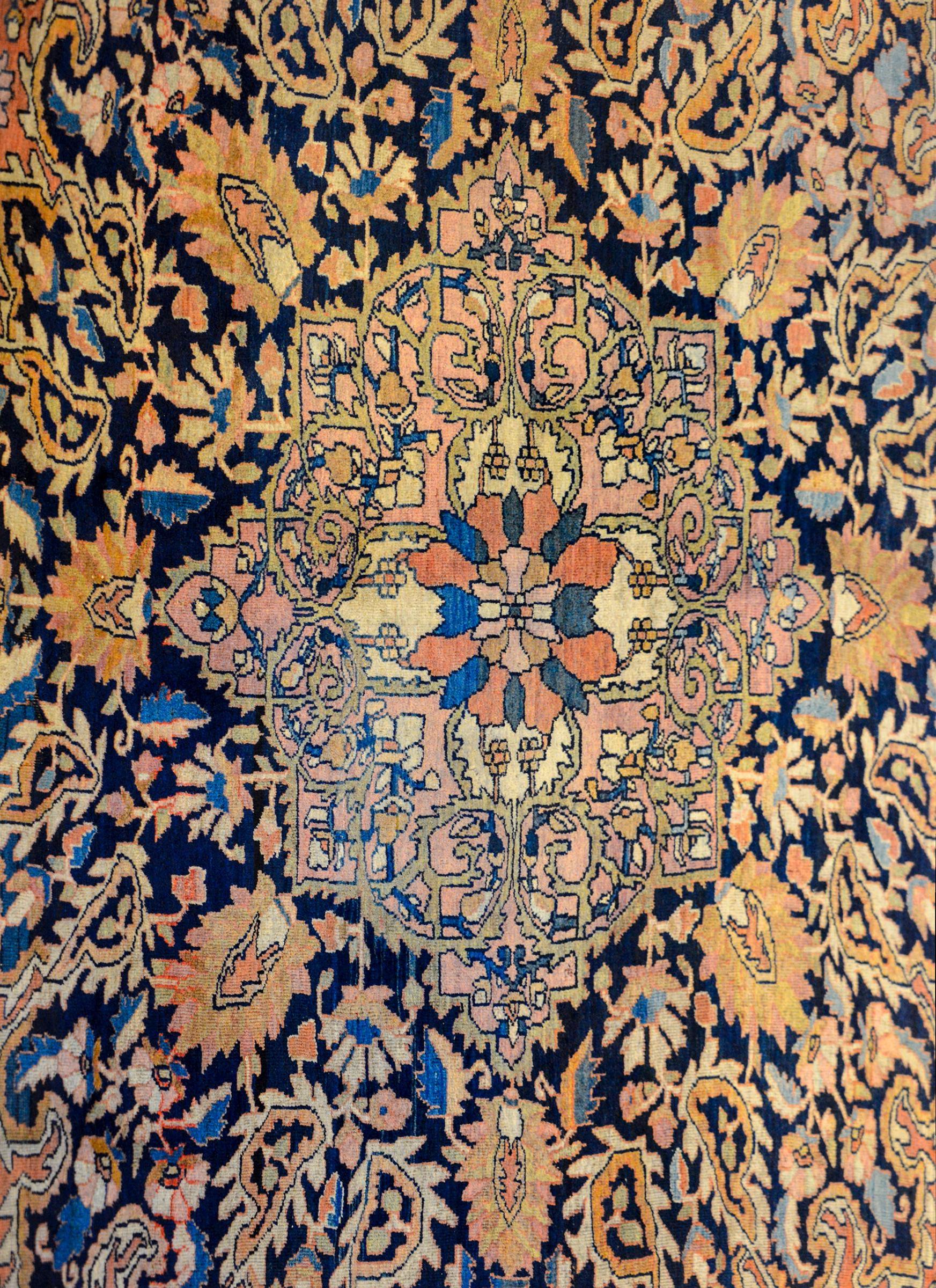 Vegetable Dyed Gorgeous Early 20th Century Sarouk Farahan Rug For Sale