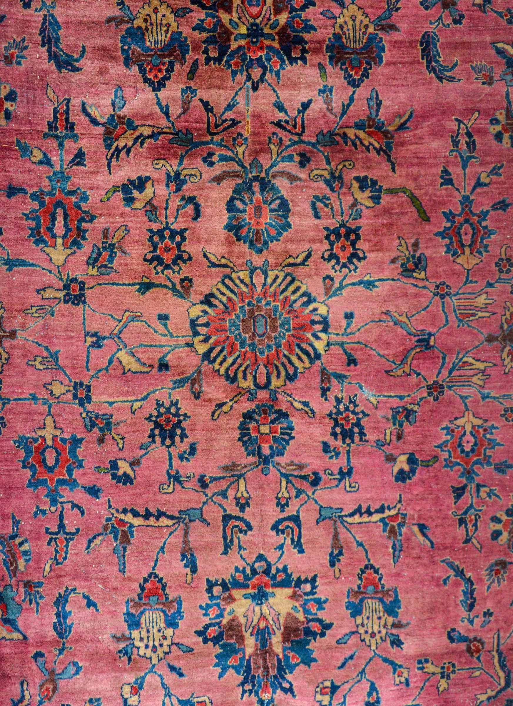 Vegetable Dyed Gorgeous Early 20th Century Sarouk Rug For Sale
