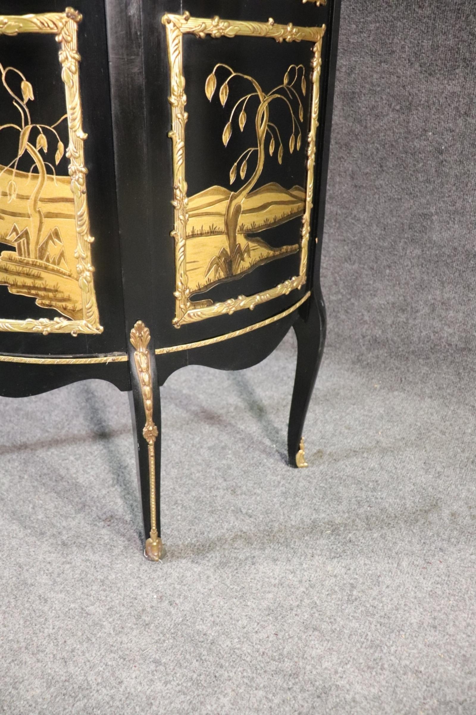 Gorgeous Ebonized Chinoiserie Decorated Vitrine Curio Cabinet For Sale 8