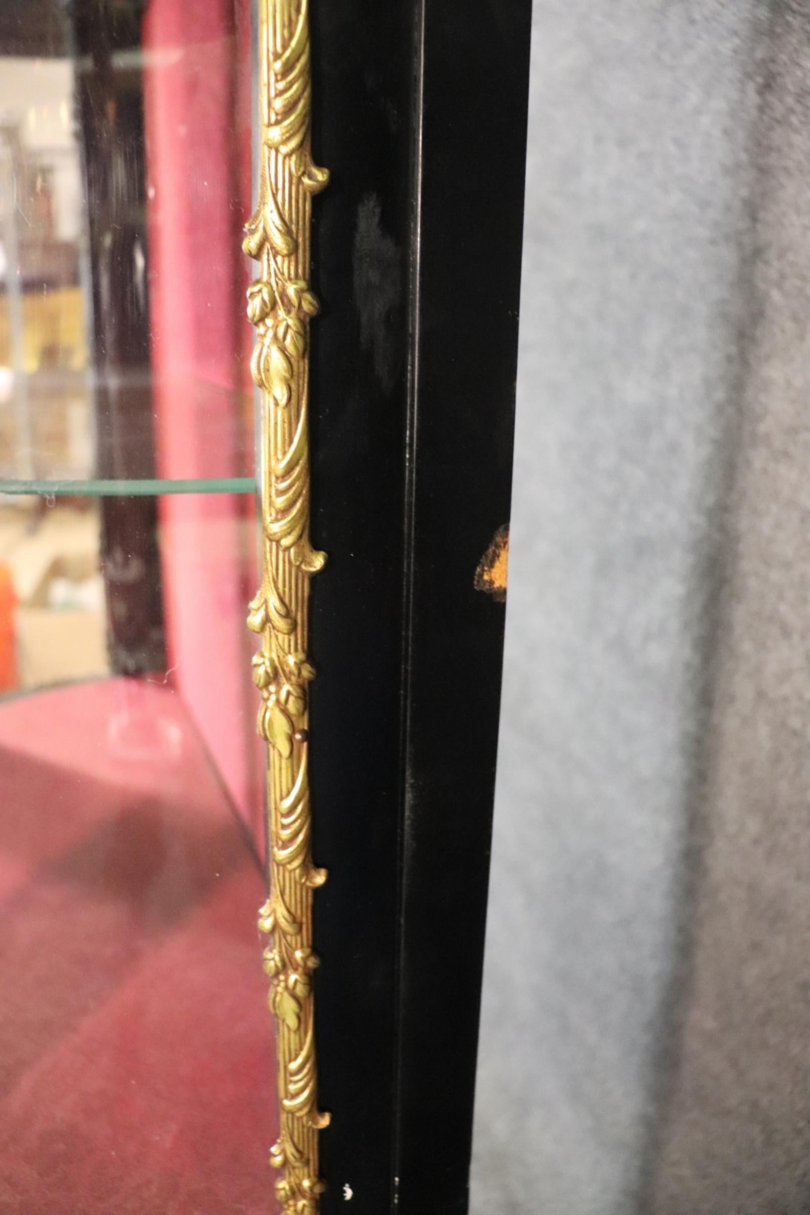 Gorgeous Ebonized Chinoiserie Decorated Vitrine Curio Cabinet For Sale 10