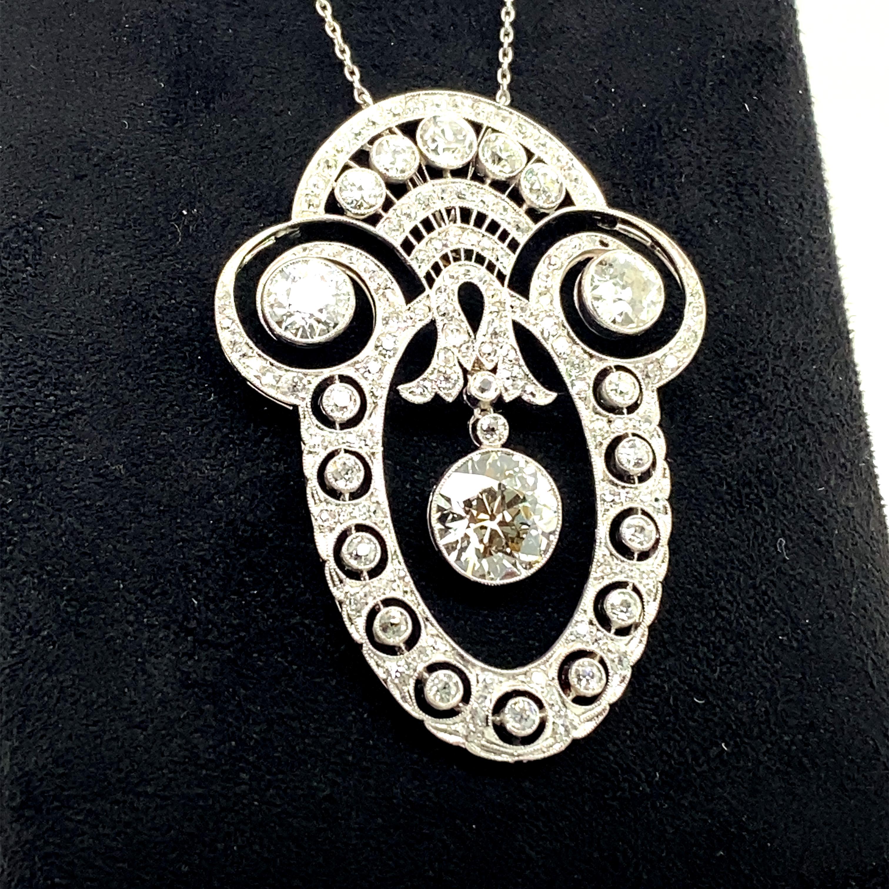 Gorgeous Edwardian Diamond Necklace in Platinum 950 For Sale 10