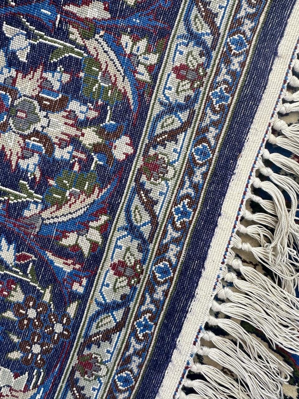 Magnifique tapis d'Ispahan en vente 12