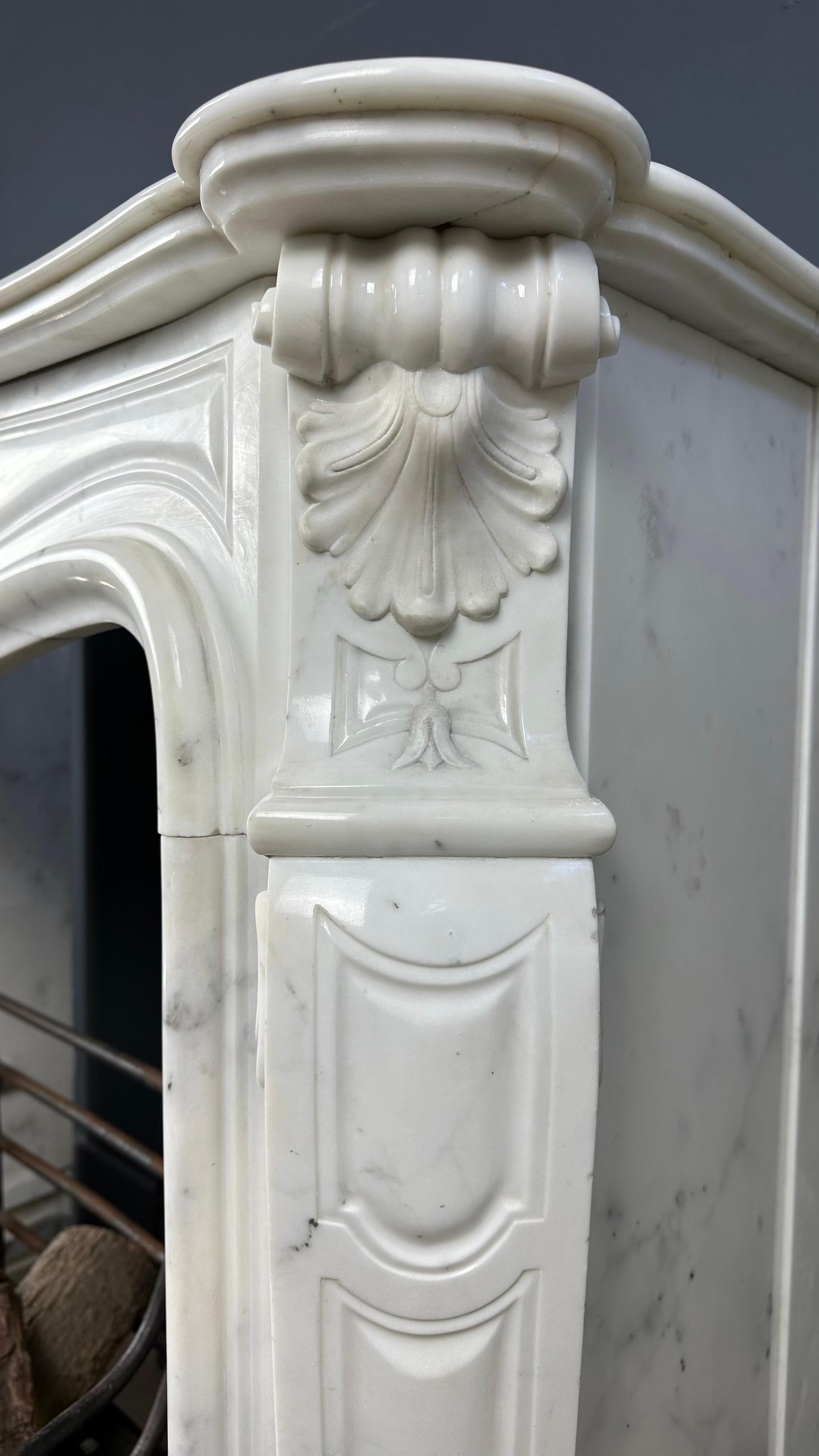 Gorgeous French Antique Front Shell Fireplace White Carrara Marble For Sale 4