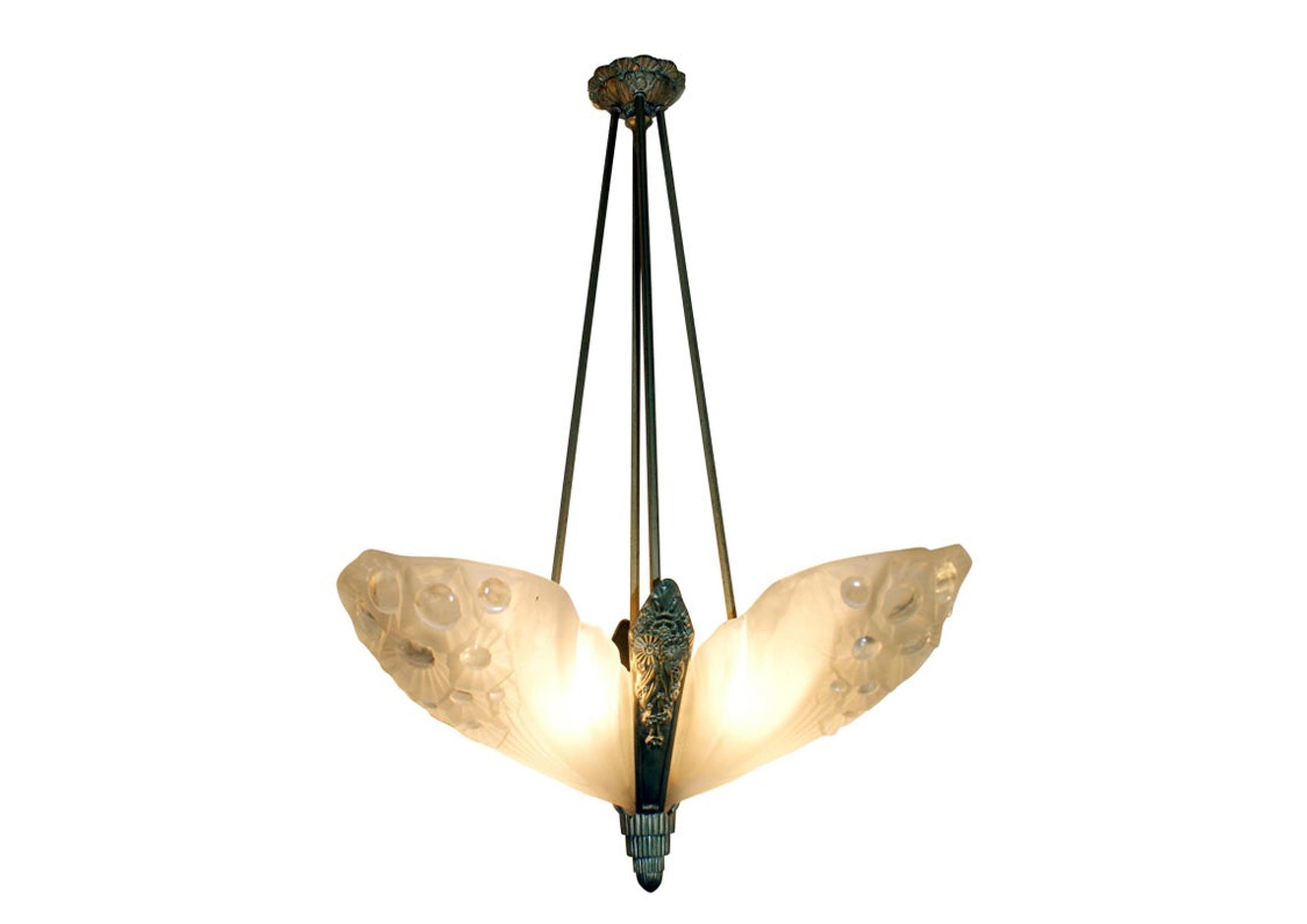 Splendido lampadario francese Art Deco firmato da Muller Frères Luneville