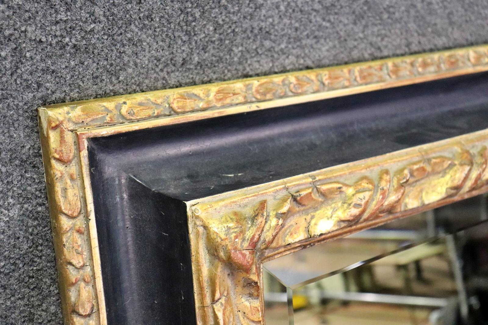 Gorgeous Französisch geschnitzt abgeschrägte Glas rechteckige Wand Spiegel  (Directoire) im Angebot