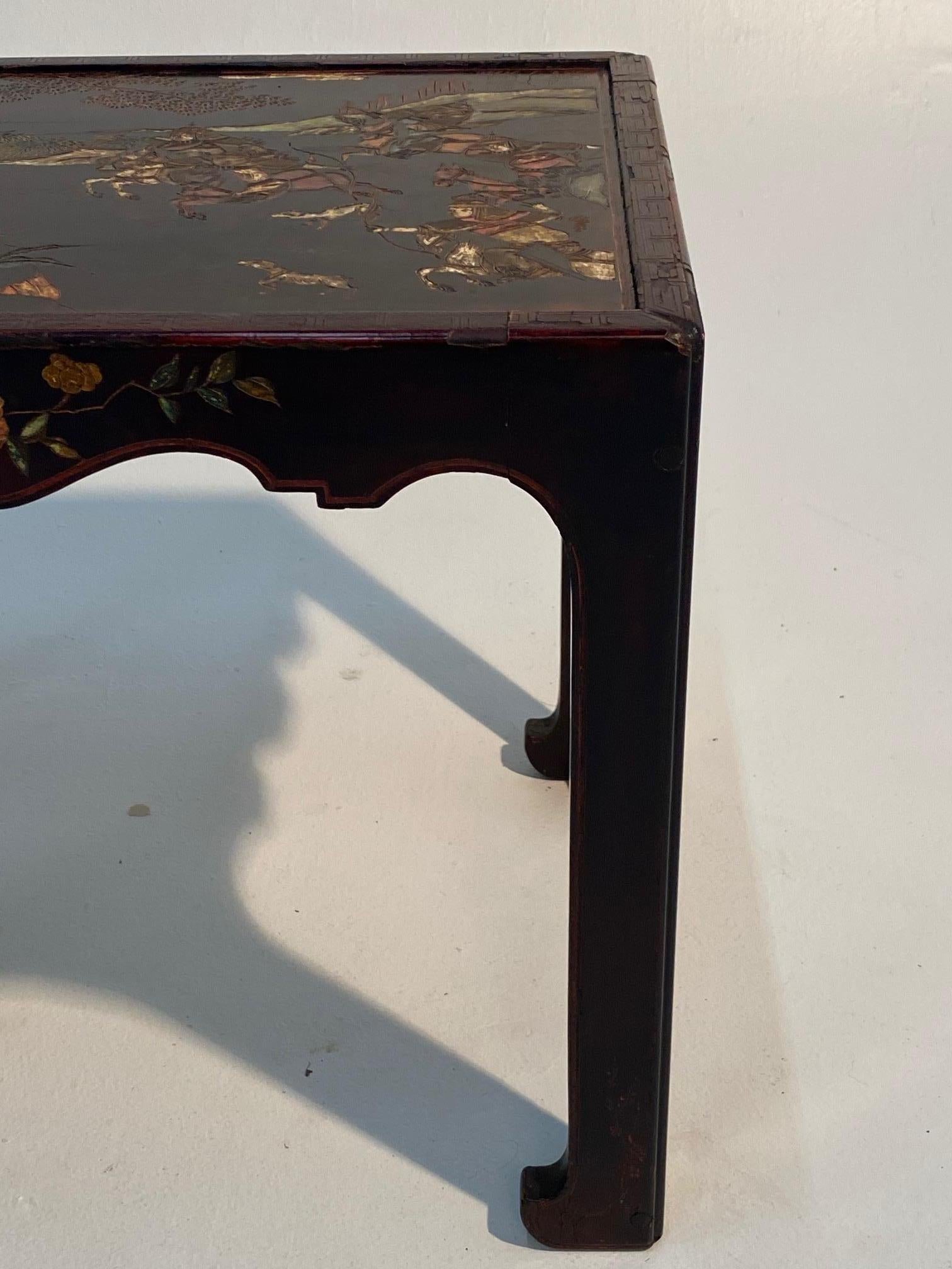 Gorgeous French Lacquer Chinoiserie End Table in Maison Jansen Style For Sale 2