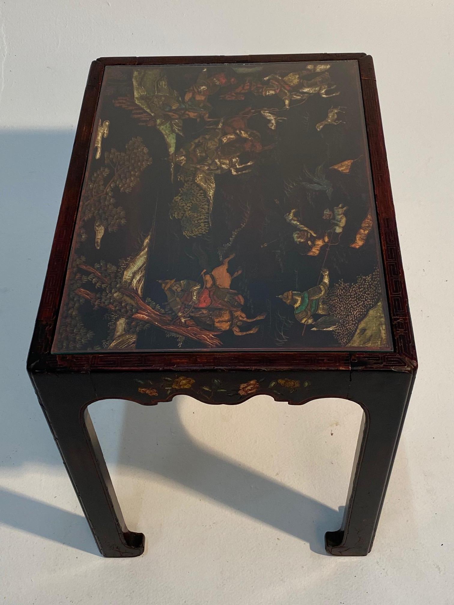 Gorgeous French Lacquer Chinoiserie End Table in Maison Jansen Style For Sale 4