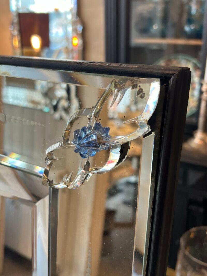 Gorgeous French Venetian Mirror 1920-40s-Small Blue Detail For Sale 1