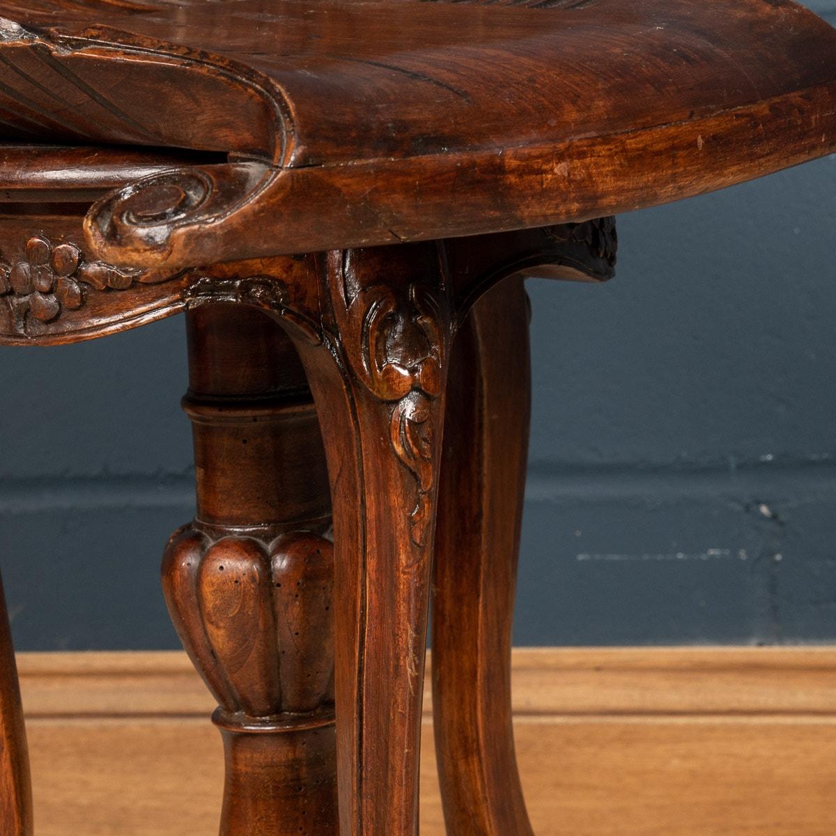 Gorgeous Fruitwood Grotto Piano Stool, Venice, circa 1880 For Sale 6