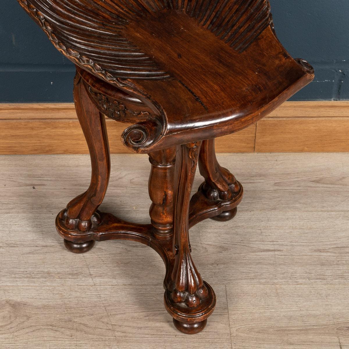 Gorgeous Fruitwood Grotto Piano Stool, Venice, circa 1880 For Sale 2