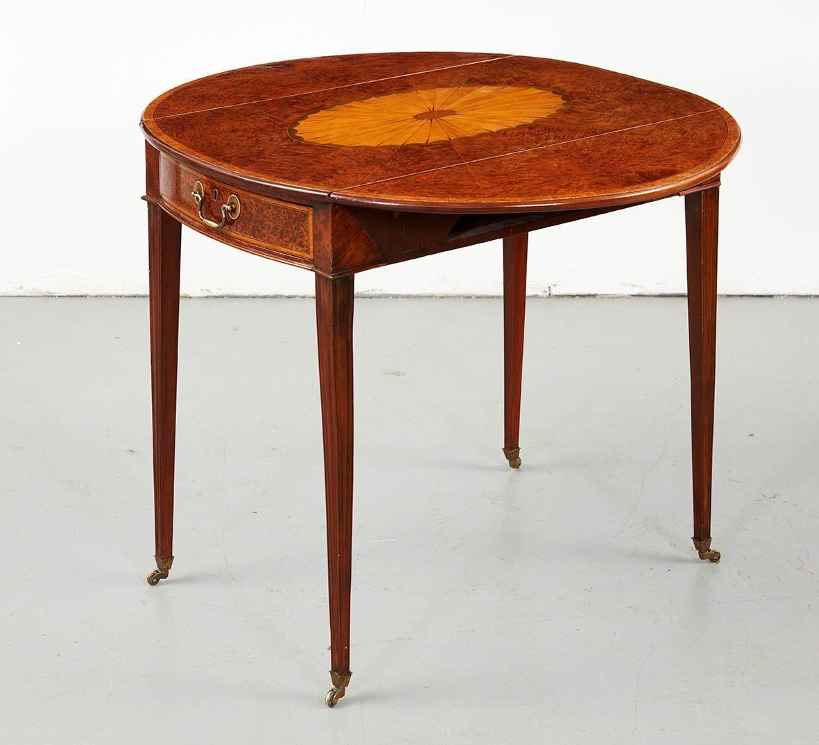 Gorgeous George III Burl Yewwood Pembroke Table In Good Condition For Sale In Greenwich, CT