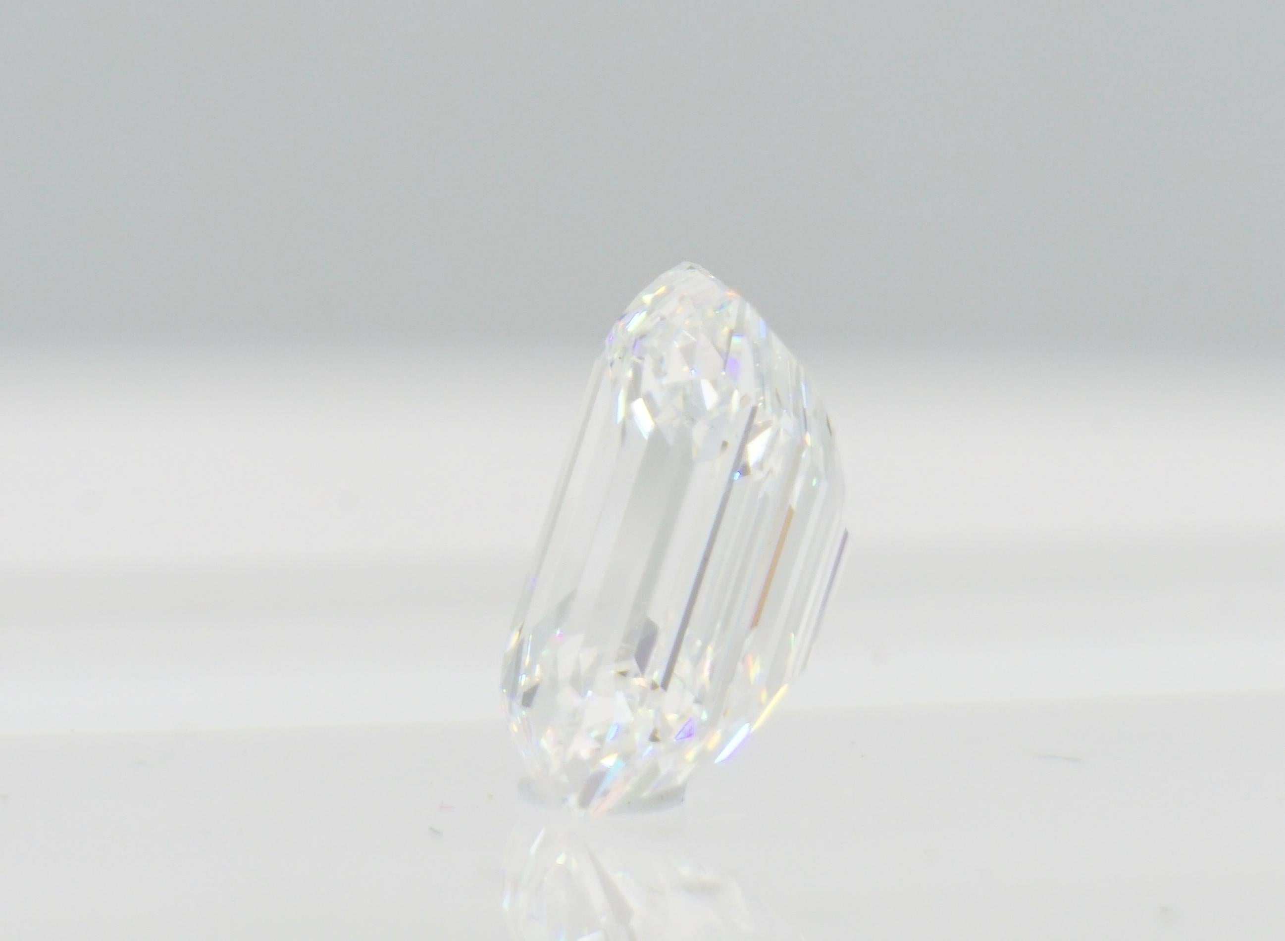 Diamant taille émeraude certifié GIA de 1,60 carat F/VS1, inscription GIA XX Excellent état - En vente à Rancho Santa Fe, CA