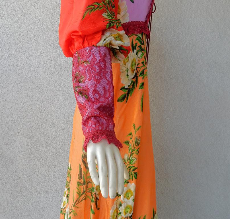 Gorgeous Gucci Eye Catching Floral  Boho Chic Dress    For Sale 1