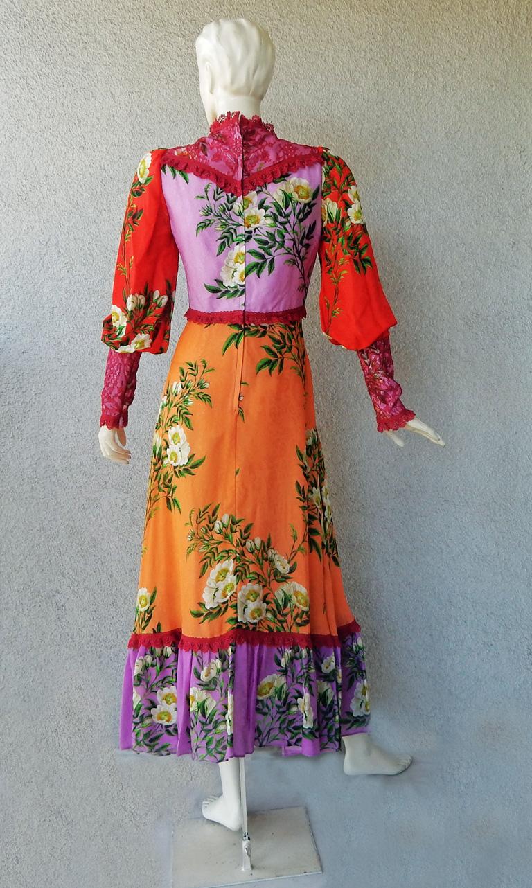 Gorgeous Gucci Eye Catching Floral  Boho Chic Dress    For Sale 2
