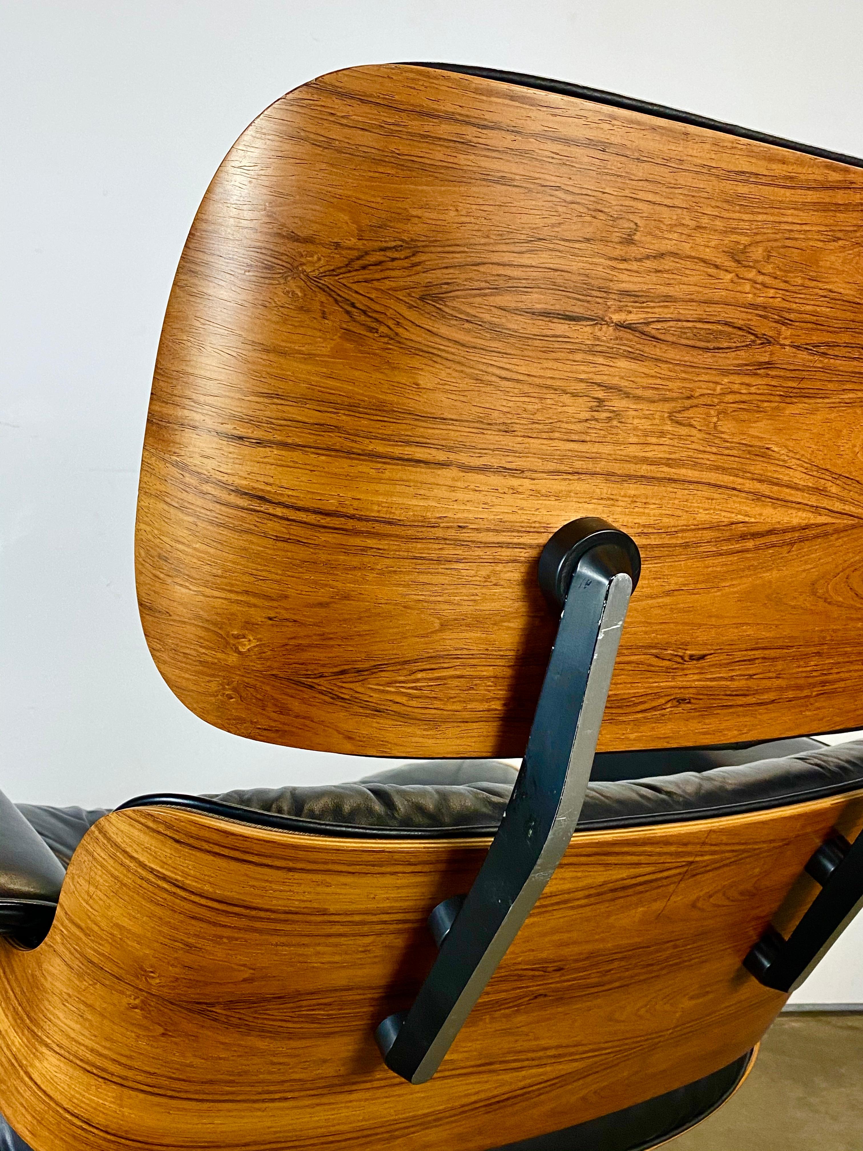 Gorgeous Herman Miller Eames Lounge Chair and Ottoman 6