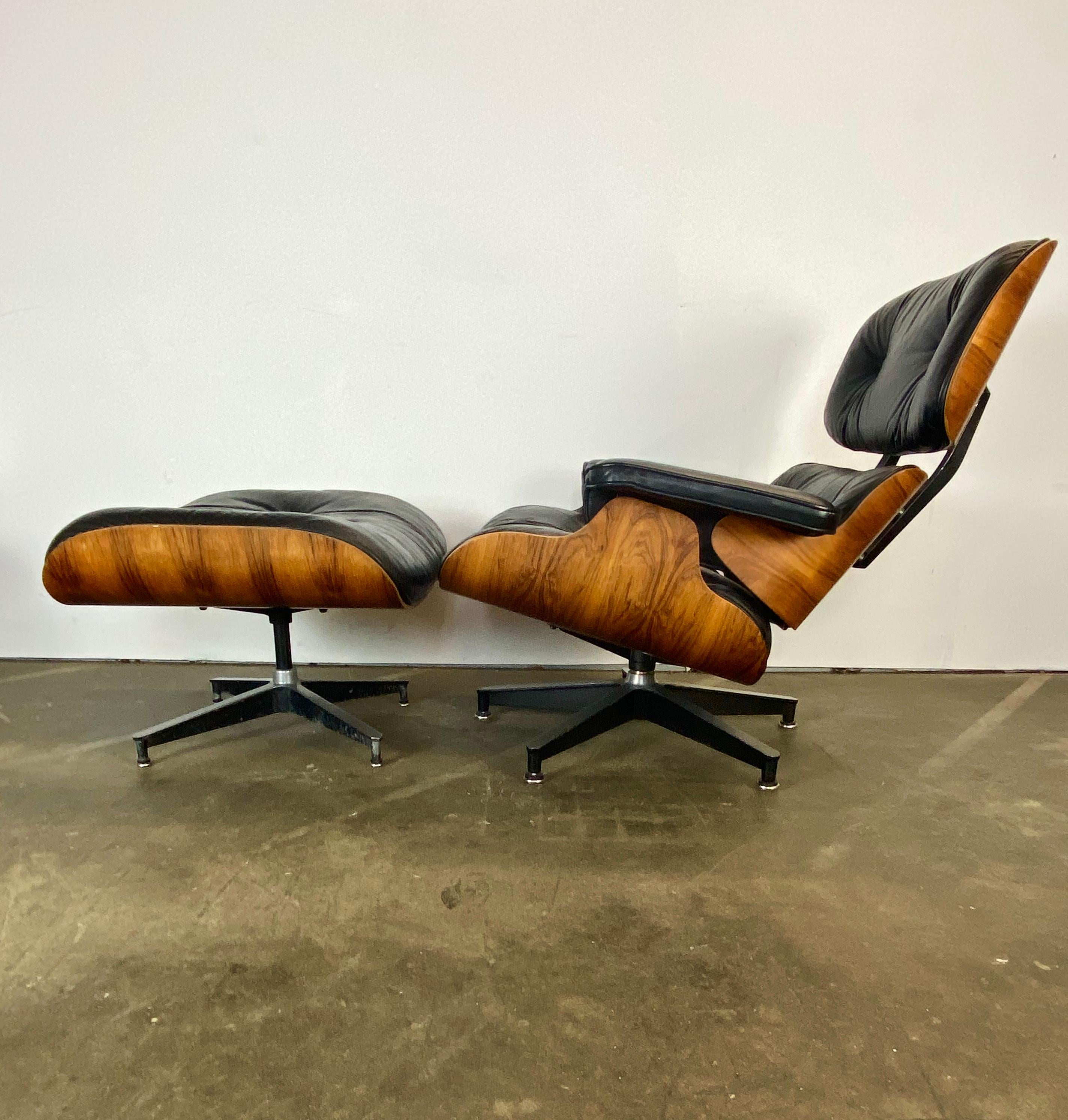 Gorgeous Herman Miller Eames Lounge Chair and Ottoman 8