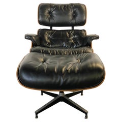 Gorgeous Herman Miller Eames Lounge Chair and Ottoman