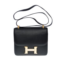 Gorgeous Hermès Constance shoulder bag in black epsom leather , GHW