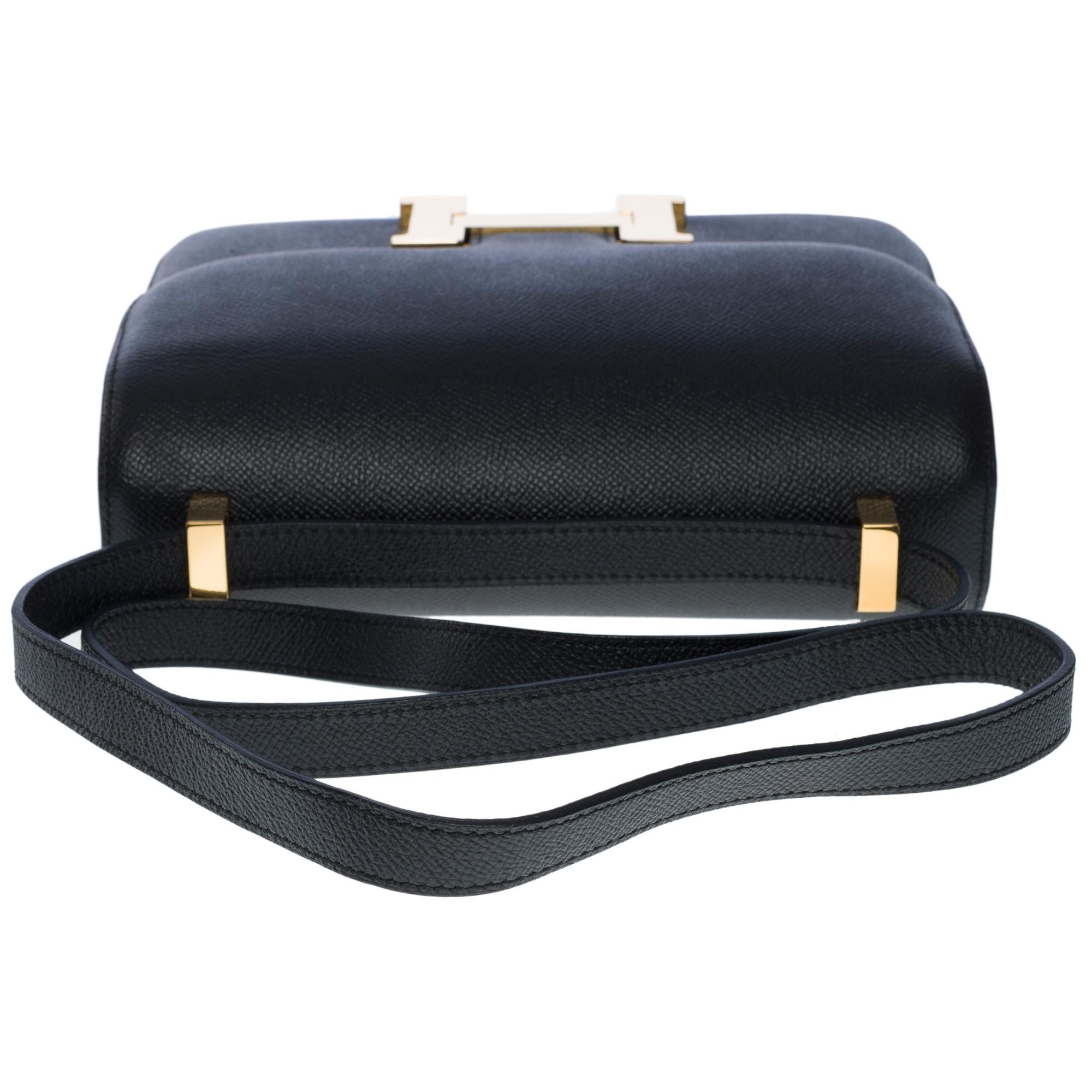 Gorgeous Hermès Constance shoulder bag in black epsom leather , GHW 5