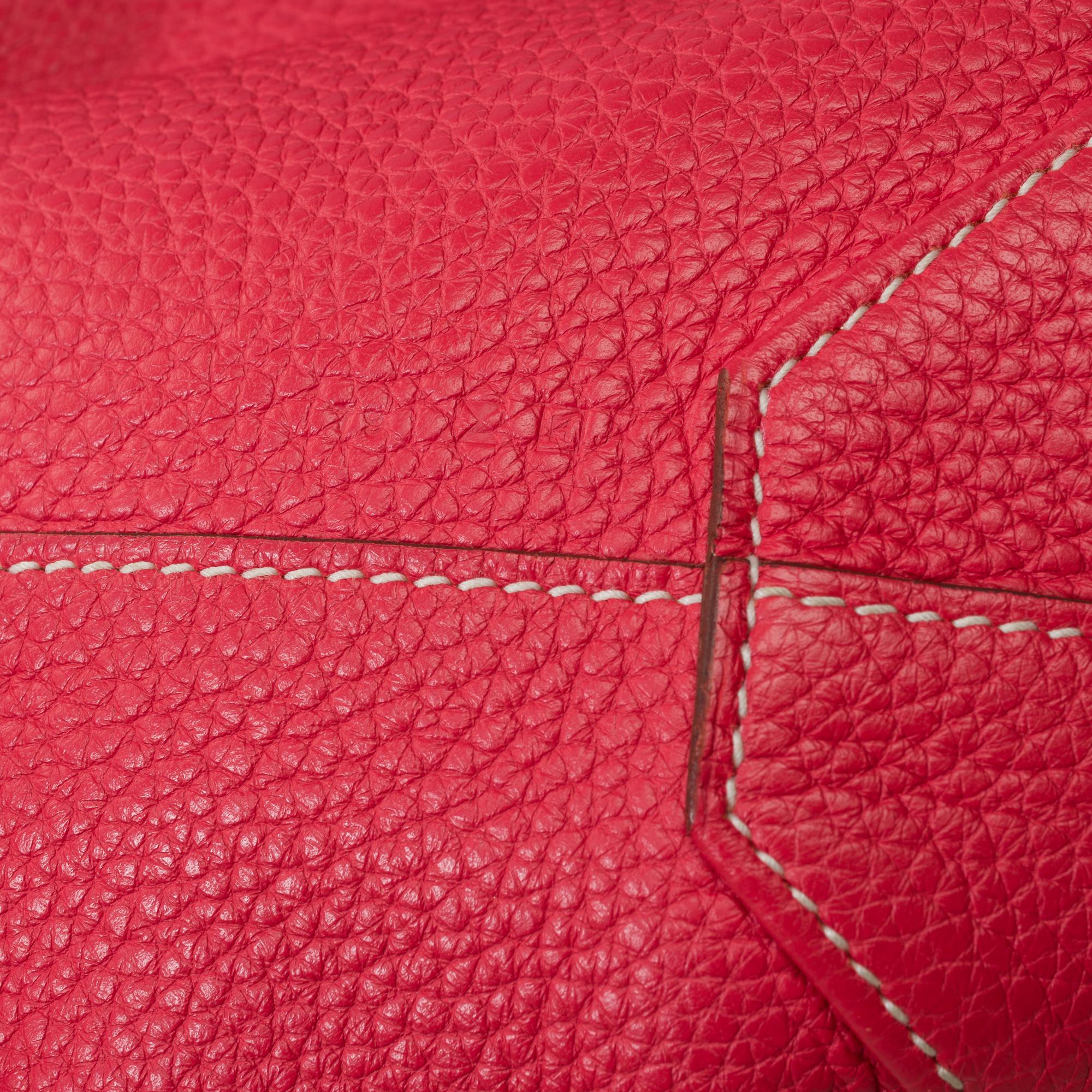 Gorgeous Hermès Double Sens Tote bag in Red and Pink Taurillon Clemence leather For Sale 5