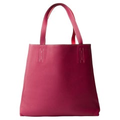 Gorgeous Hermès Double Sens Tote bag in Red and Pink Taurillon Clemence leather
