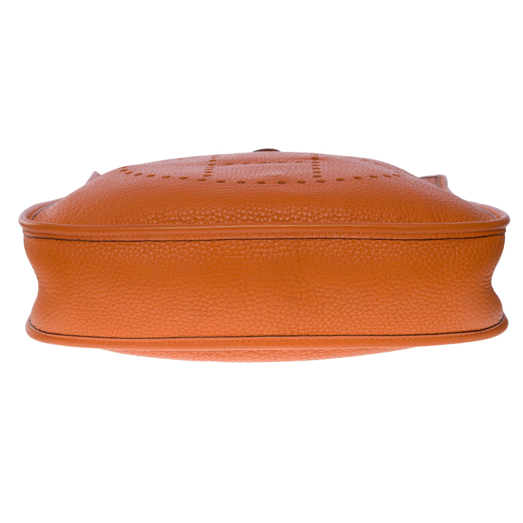 Gorgeous Hermès Evelyne 29  shoulder bag in Orange Taurillon leather, GHW 4