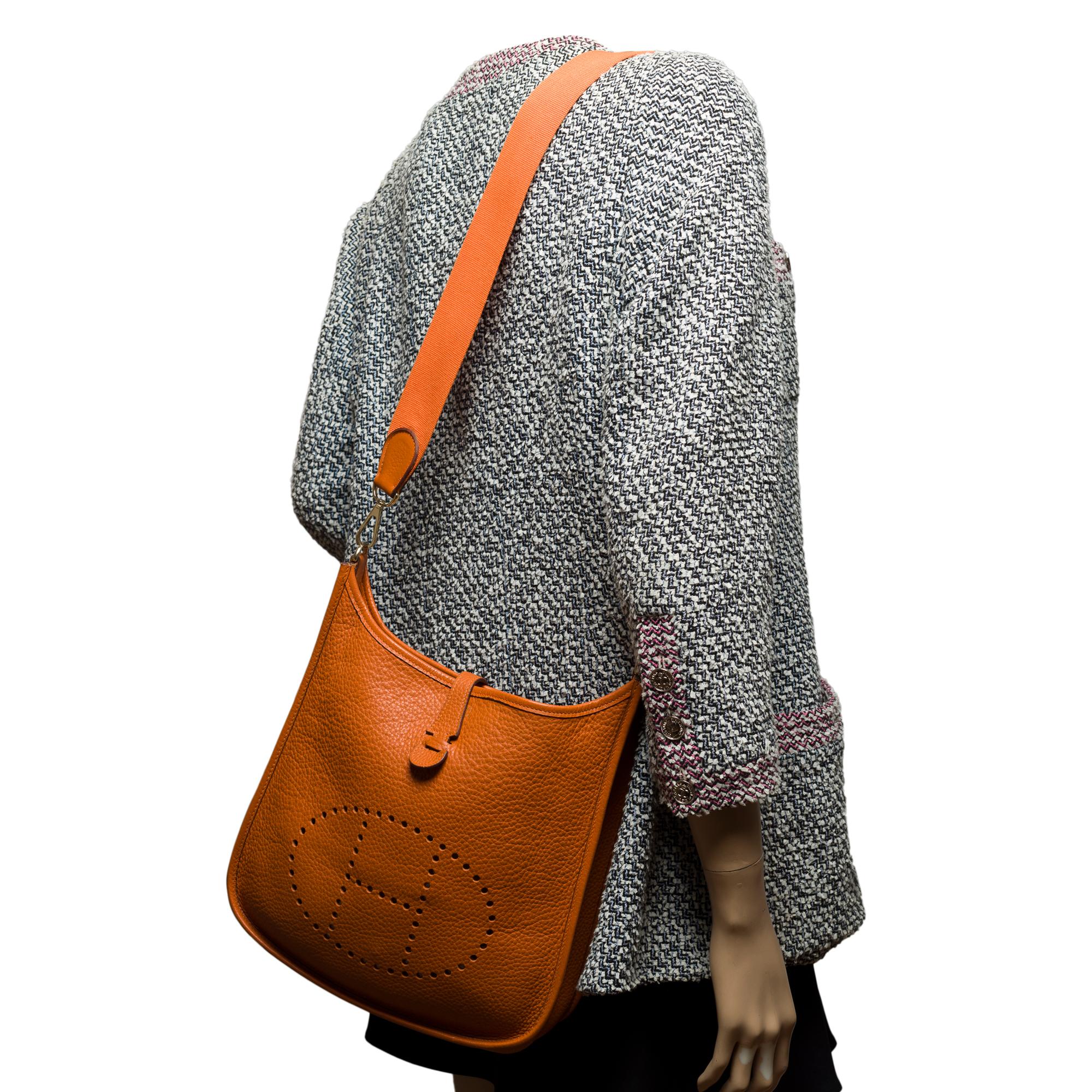 Gorgeous Hermès Evelyne 29  shoulder bag in Orange Taurillon leather, GHW 6