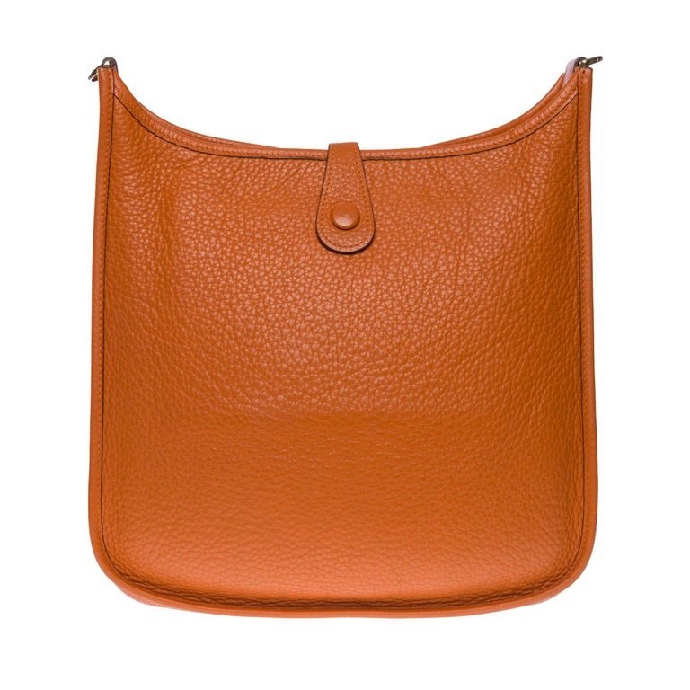 Gorgeous Hermès Evelyne 29 shoulder bag in Orange Taurillon
