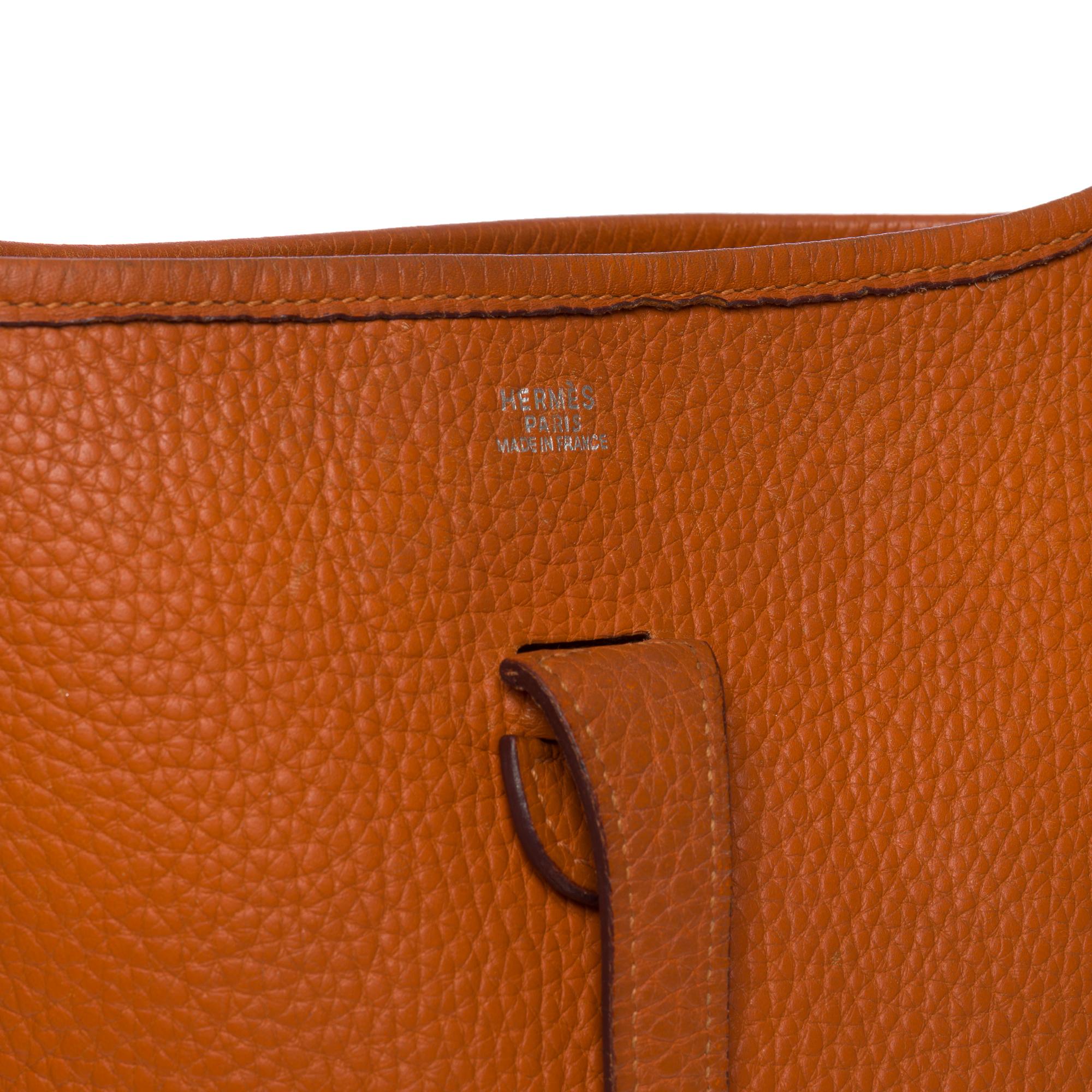 Gorgeous Hermès Evelyne 29  shoulder bag in Orange Taurillon leather, SHW 1