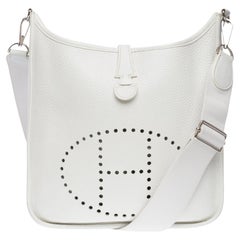 Gorgeous Hermès Evelyne 29  shoulder bag in White Taurillon leather, SHW