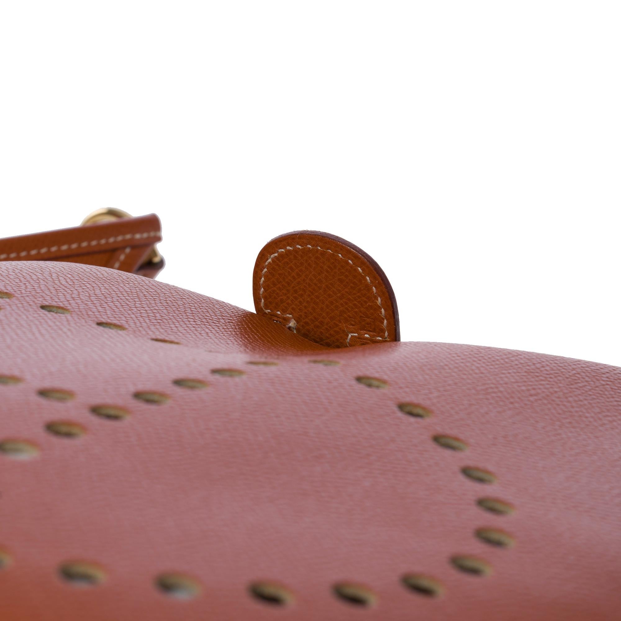 Gorgeous Hermès Evelyne 33 (GM)  shoulder bag in Camel Epsom leather, GHW 3