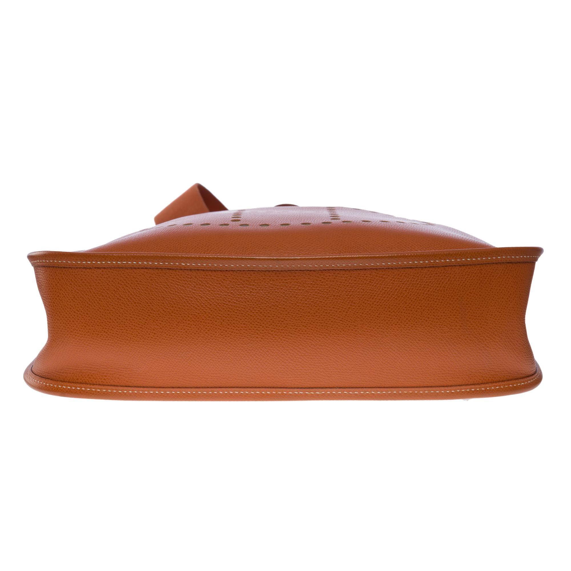 Gorgeous Hermès Evelyne 33 (GM)  shoulder bag in Camel Epsom leather, GHW 5