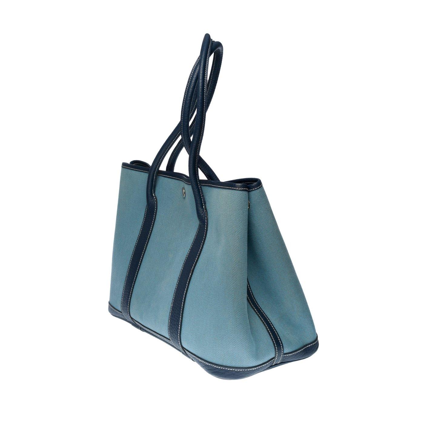 Women's Gorgeous Hermès Garden Party 36 Tote bag in Blue Denim Canvas & Leather, SHW For Sale