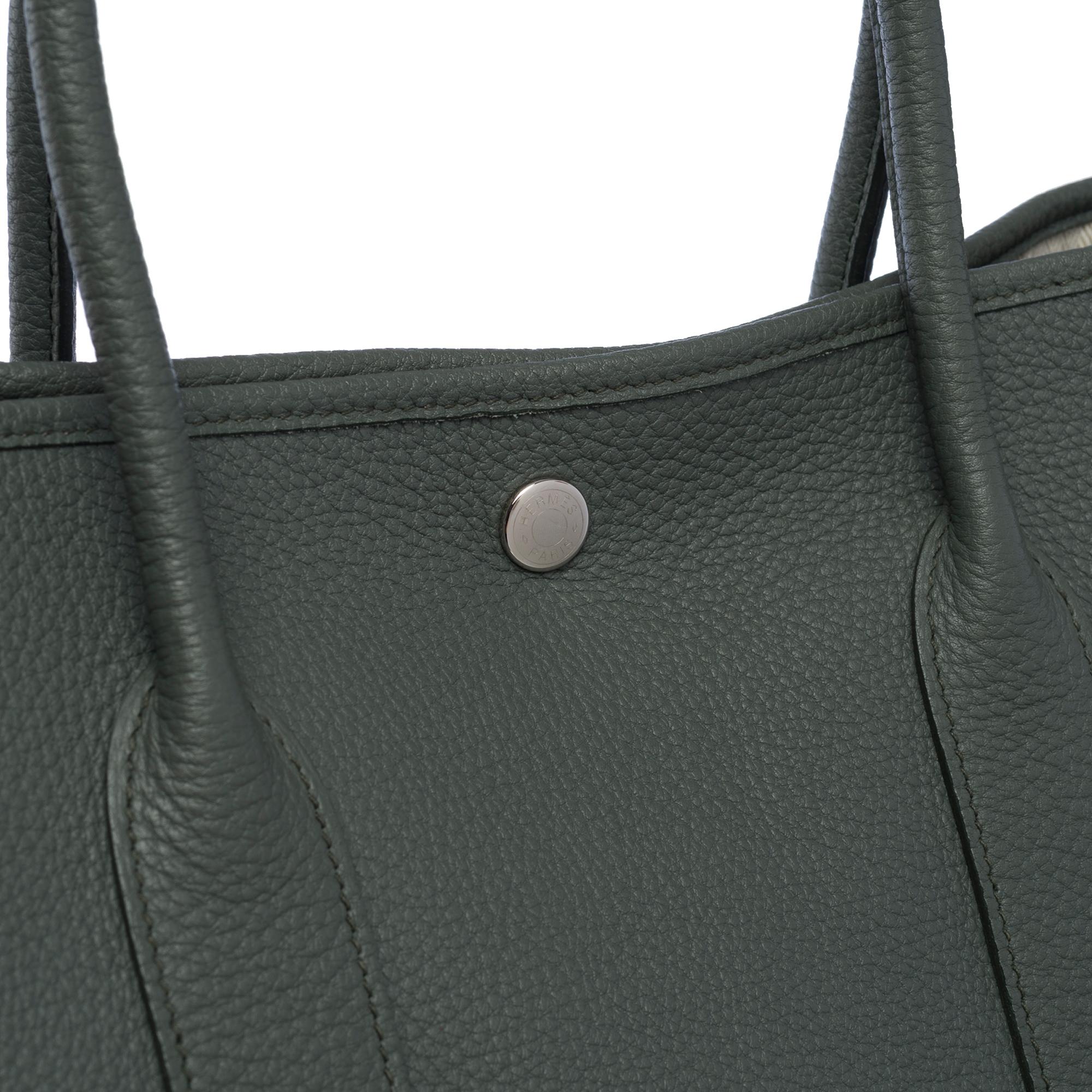 Gorgeous Hermès Garden Party 36 Tote bag in green Almond Negonda leather, SHW 1