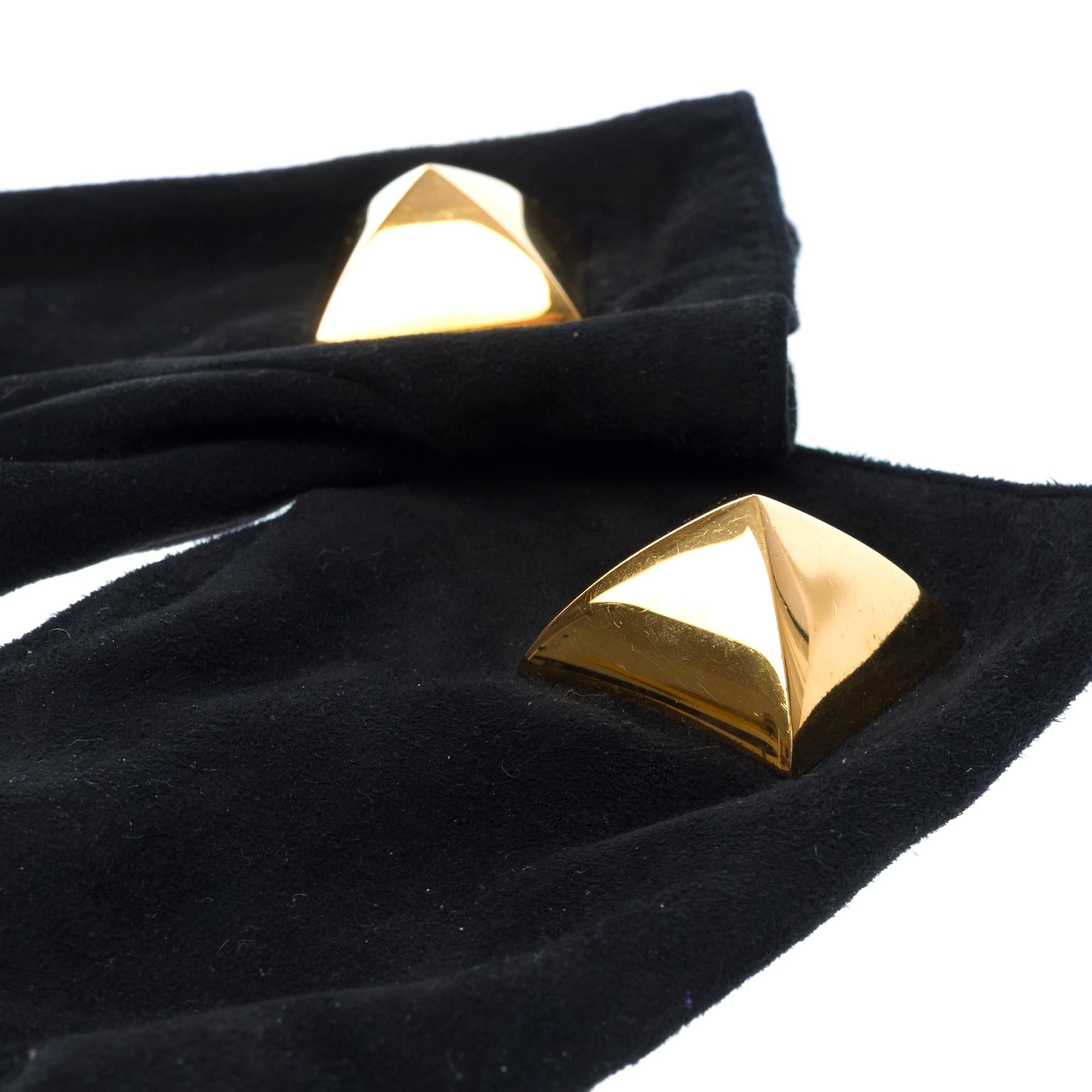 Gorgeous Hermès gloves for women in Black Suede, size 7.5 For Sale 1