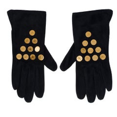 Gorgeous Hermès gloves for women in Black Suede