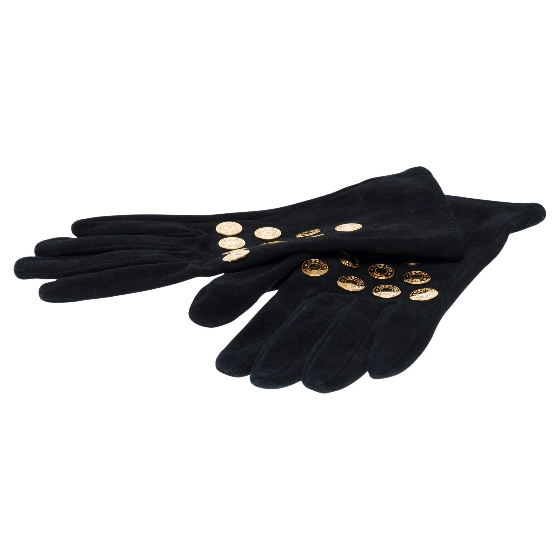 Gorgeous Hermès gloves for women in Black Suede For Sale
