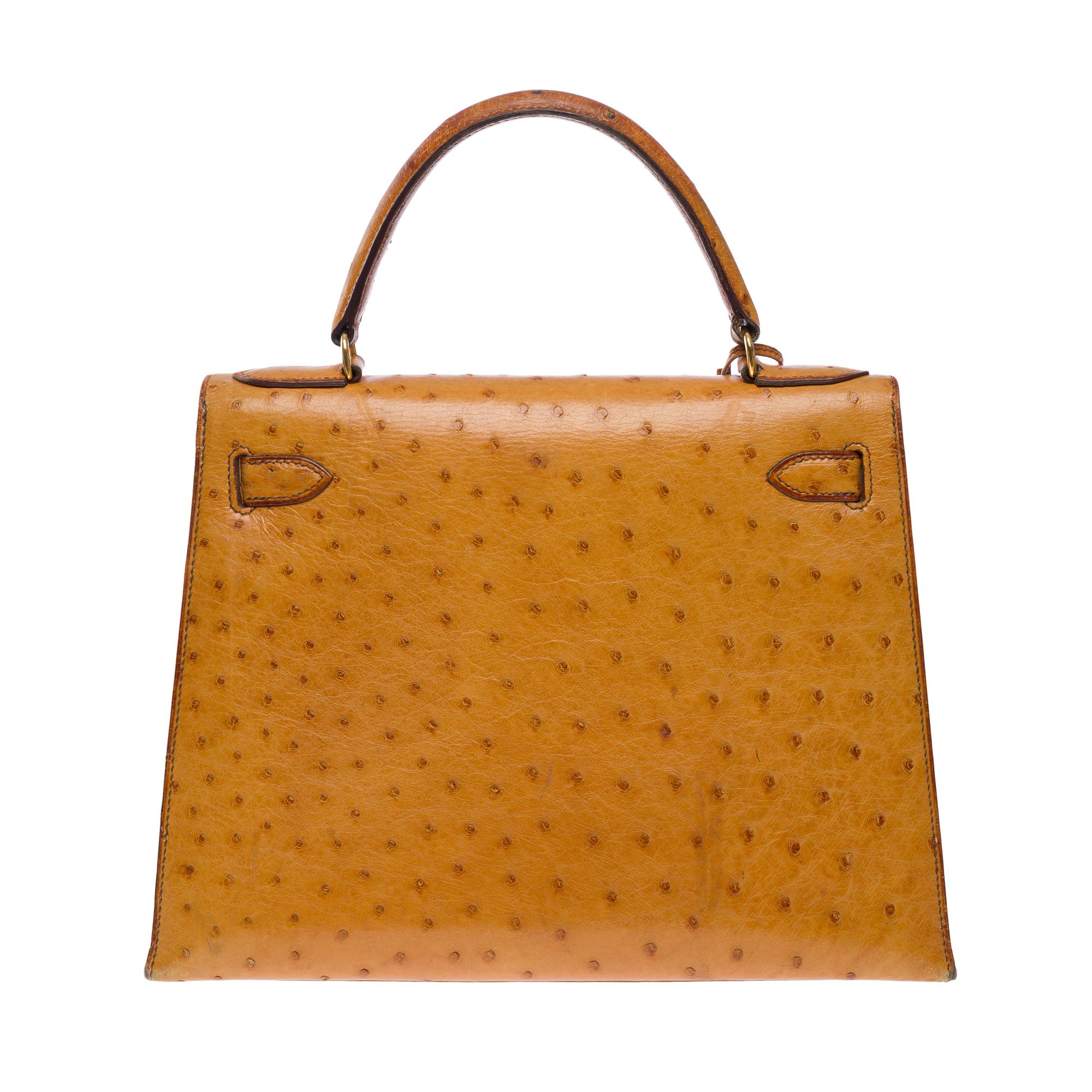 Magnifique sac à main Hermès Kelly 28 sellier en cuir d'autruche Gold, GHW Bon état à Paris, IDF