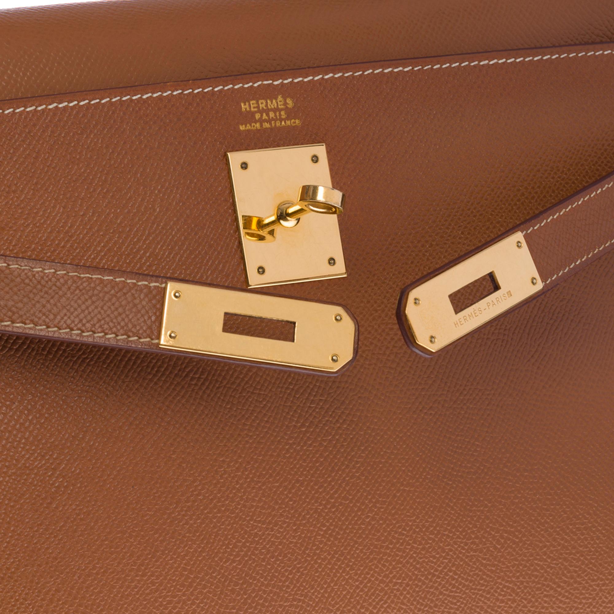 Gorgeous Hermès Kelly 35 retourné handbag strap in Gold Togo leather, GHW In Excellent Condition In Paris, IDF