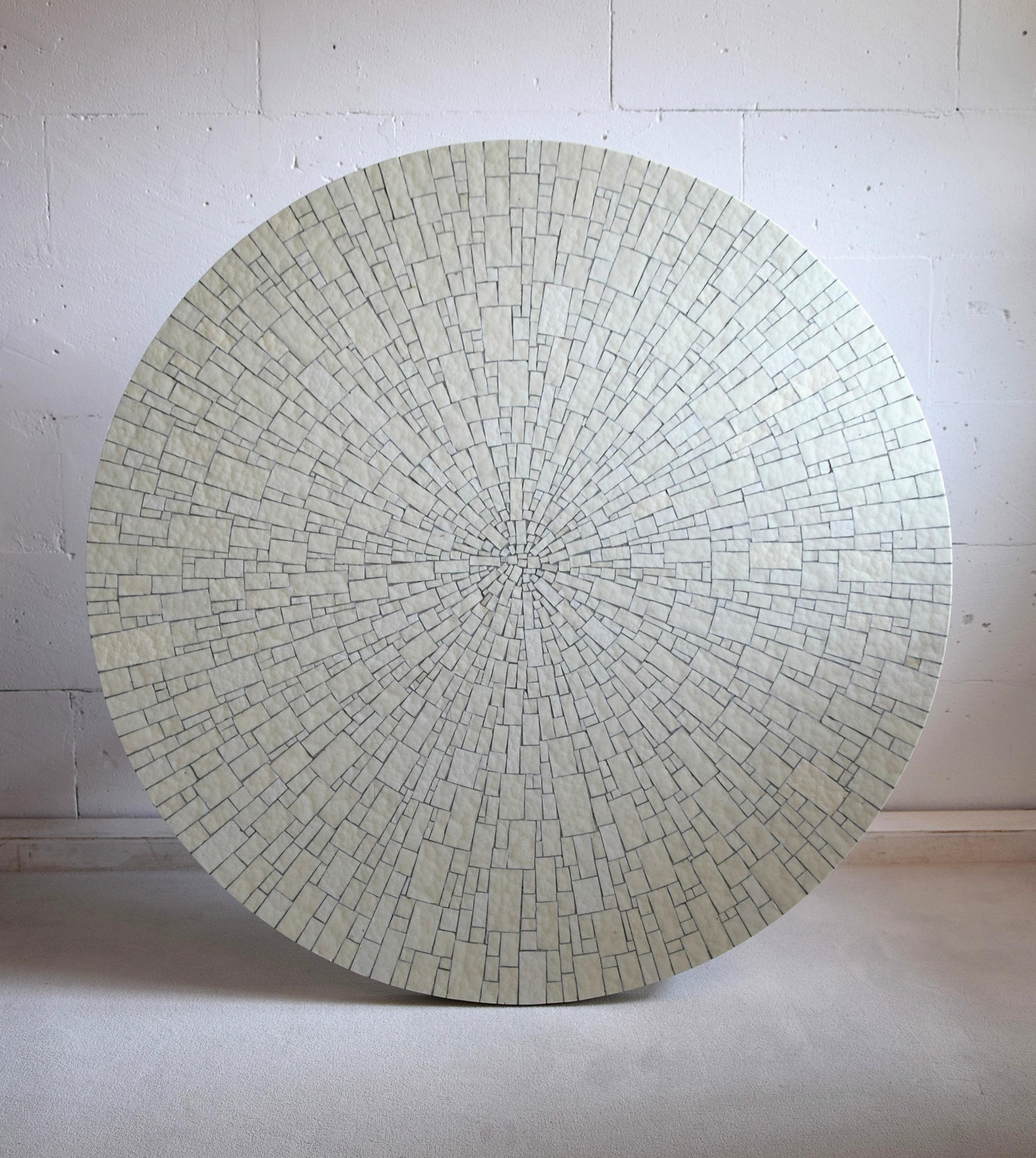 Impressive White Round Mid-Century Modern Glass Mosaic Coffee Table 5