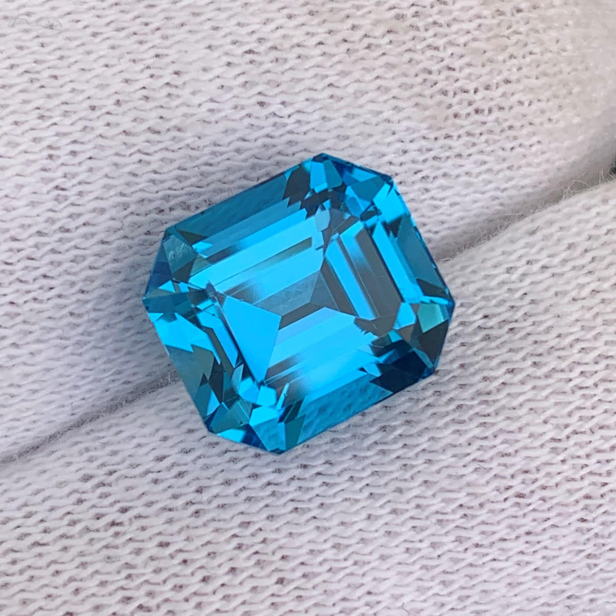 Arts and Crafts Gorgeous Intense Blue Loose Electric Blue Topaz from Brazil 9.10 Carat