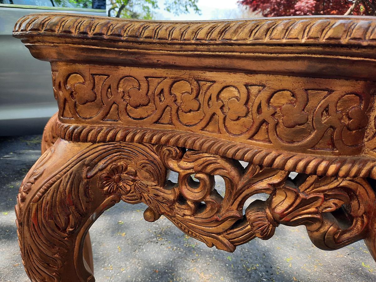 Gorgeous Italian Carved Gilded Console Table In Good Condition For Sale In Hopewell, NJ