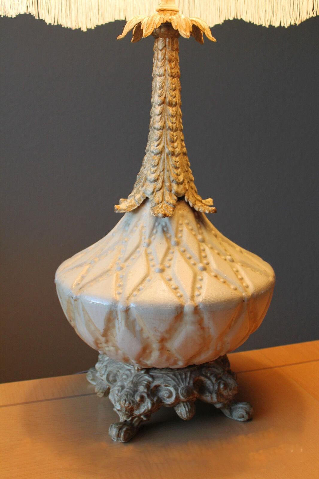 Gorgeous Italian Florentine Hand Enameled Cast Table Lamp! Medici Decorator 1960 In Good Condition For Sale In Peoria, AZ