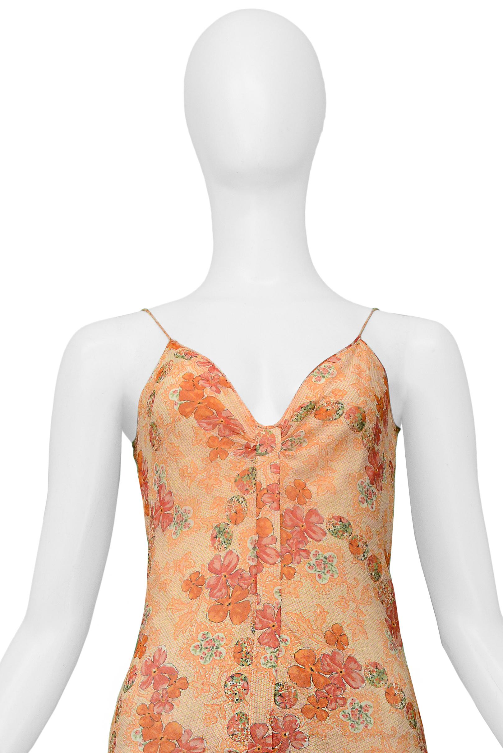 Precioso vestido con volantes florales en melocotón de John Galliano en Excelente Estado en Los Angeles, CA