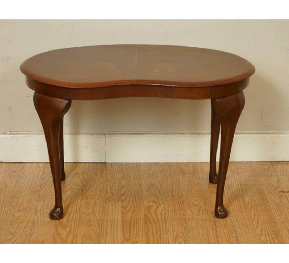 Hand-Crafted Gorgeous Kidney Art Deco Hardwood Side End Plant Table For Sale
